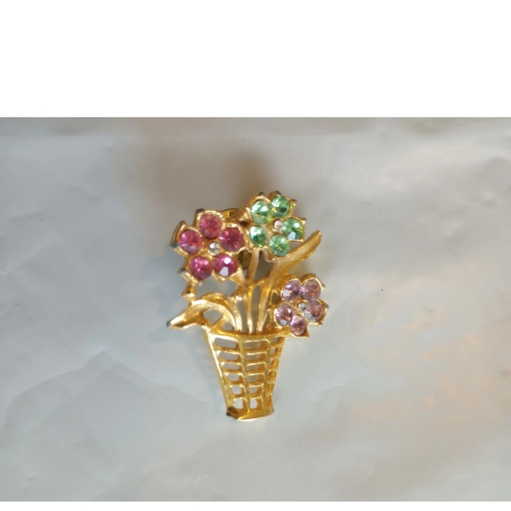 Flower Basket Brooch Pin Unsigned Gold Tone Pink/Green/Purple See Description - Picture 3 of 12